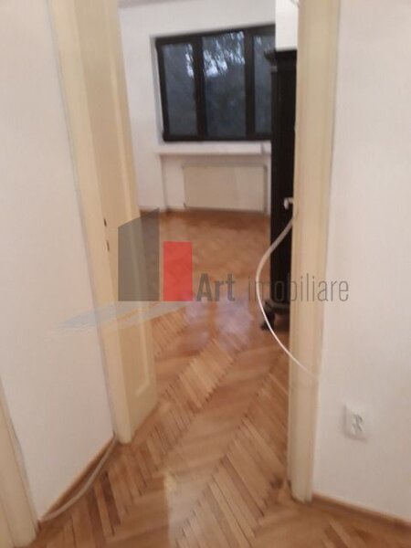 Blv. Carol I, apartament 4 camere.